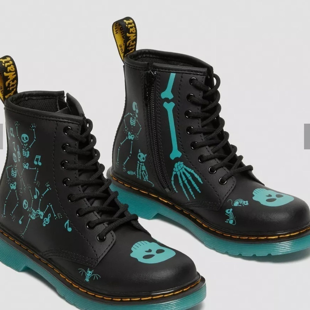DR. MARTEN Kids Glow in the Dark Skeleton Combat Style Boots Skelly Print Hydro